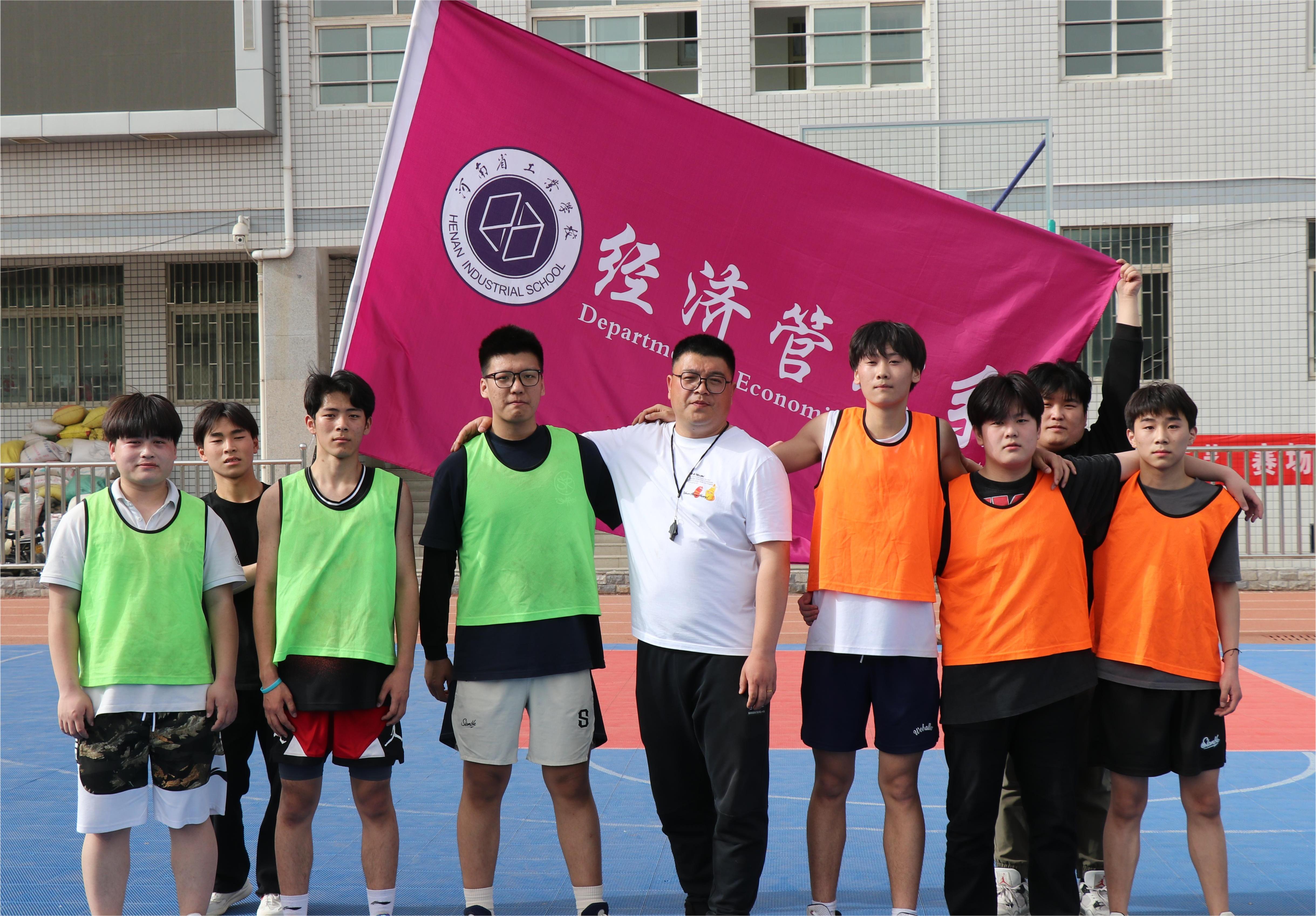 男子组参赛队合影.JPG