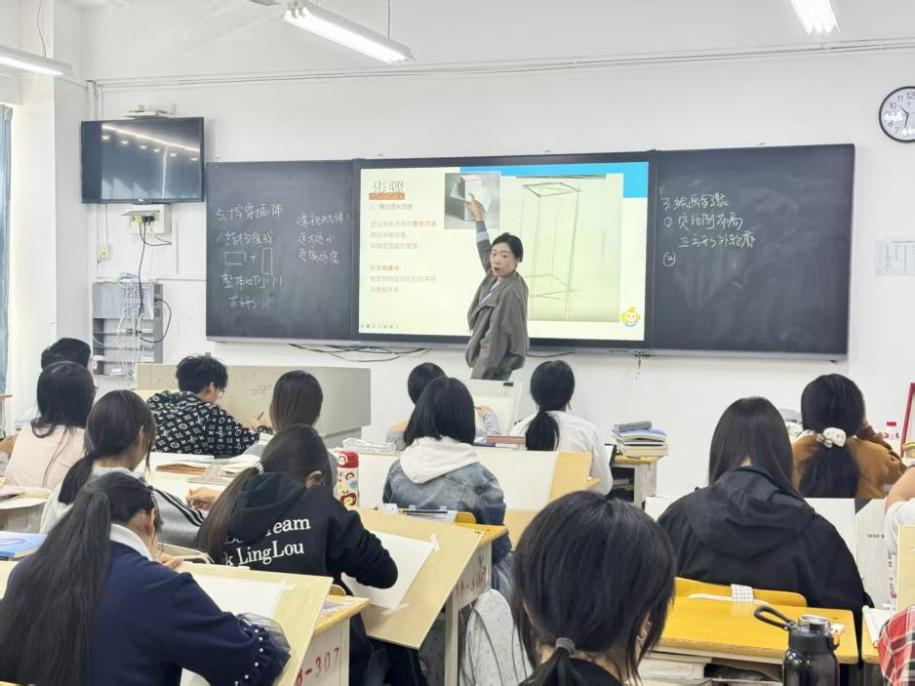 课堂示范亮风采，研思聚力共前行——我校数字创意系开展公开课教研活动